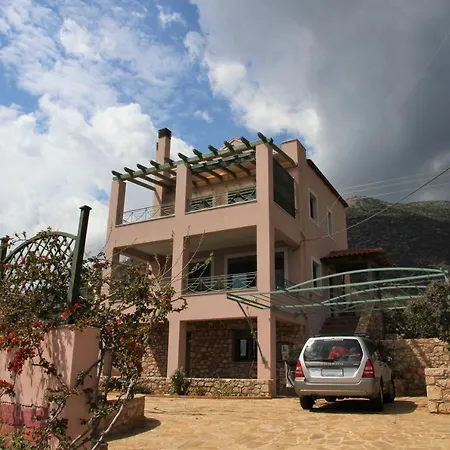 Wonderful Seaside 4*
