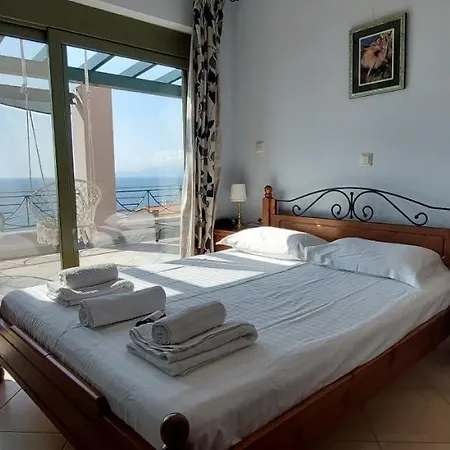Wonderful Seaside 4*